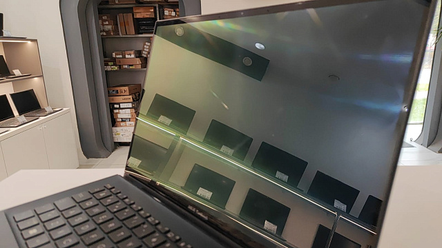 Asus Zenbook 2.8K oled i5-1240P 16GB 512GB SSD Уценка
